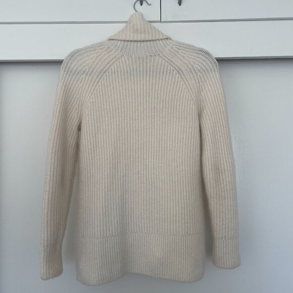 Madewell Mercer Turtleneck Chunky Thick Cozy Sweater in ivory - Picture 5 of 5